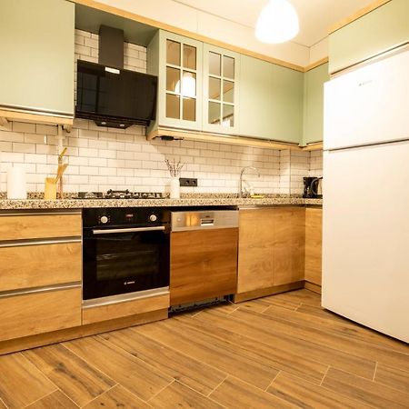 Ferienwohnung Spacious And Comfy 2Br In The Heart Of Cihangir Istanbul Exterior foto