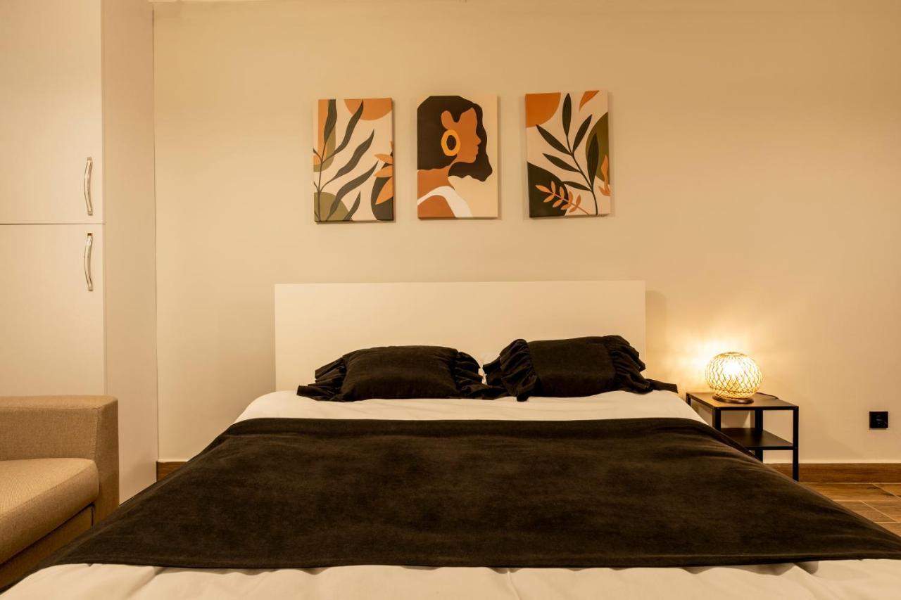 Ferienwohnung Spacious And Comfy 2Br In The Heart Of Cihangir Istanbul Exterior foto